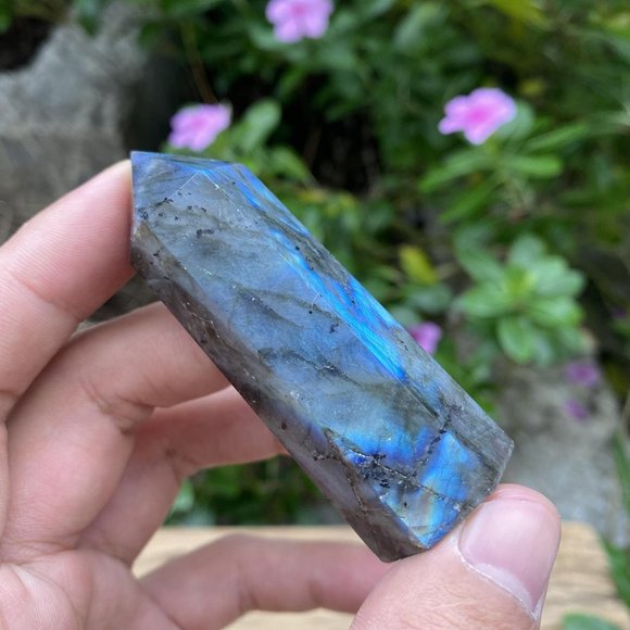 Labradorite Tower, Spectrolite Tower, Labradorite - Picture 3 of 5